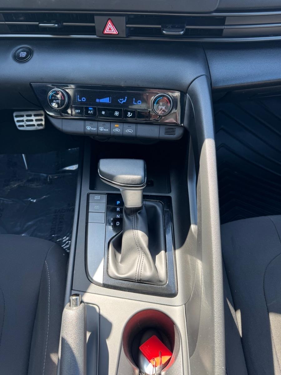 Hyundai Elantra SEL Sport IVT 2025