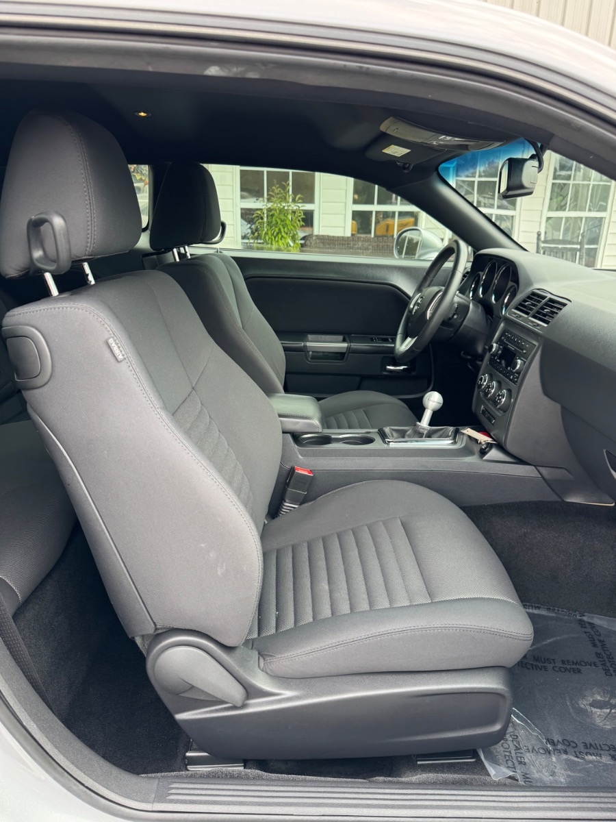 Dodge Challenger 2dr Cpe R/T 2014 Dodge Challenger 2dr Cpe R/T 2014