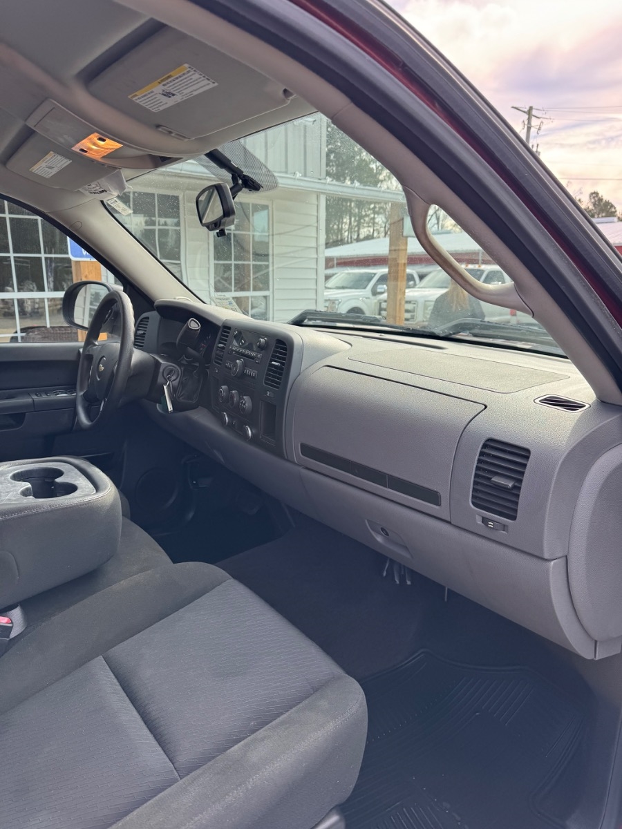 Chevrolet Silverado 1500 2WD Crew Cab 143.5" LS 2013