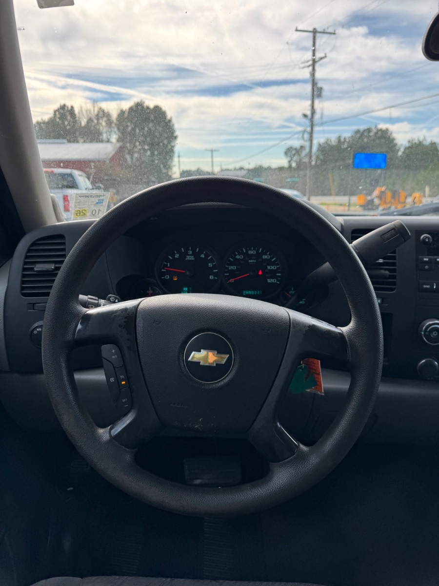 Chevrolet Silverado 1500 2WD Crew Cab 143.5" LS 2013