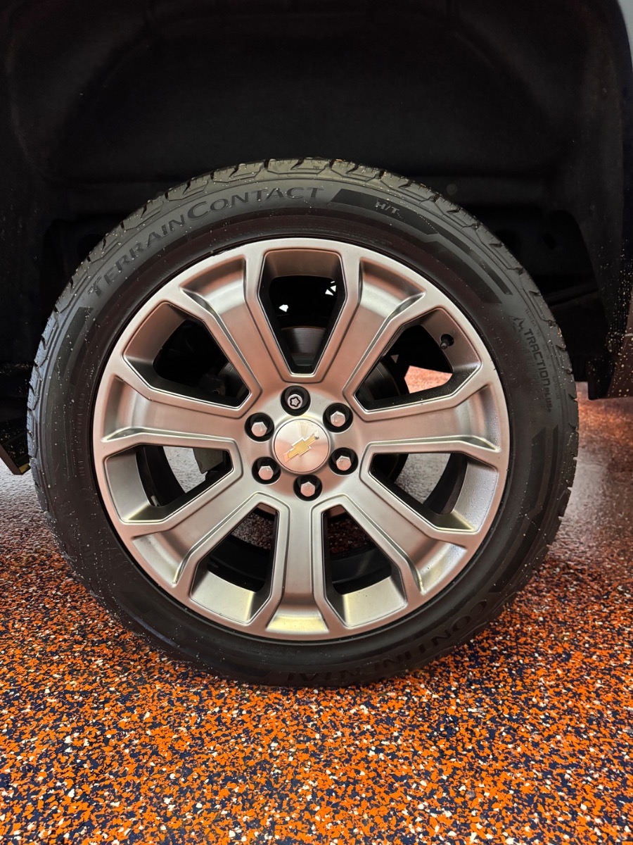 Chevrolet Silverado 1500 4WD Crew Cab 143.5" High Country 2018