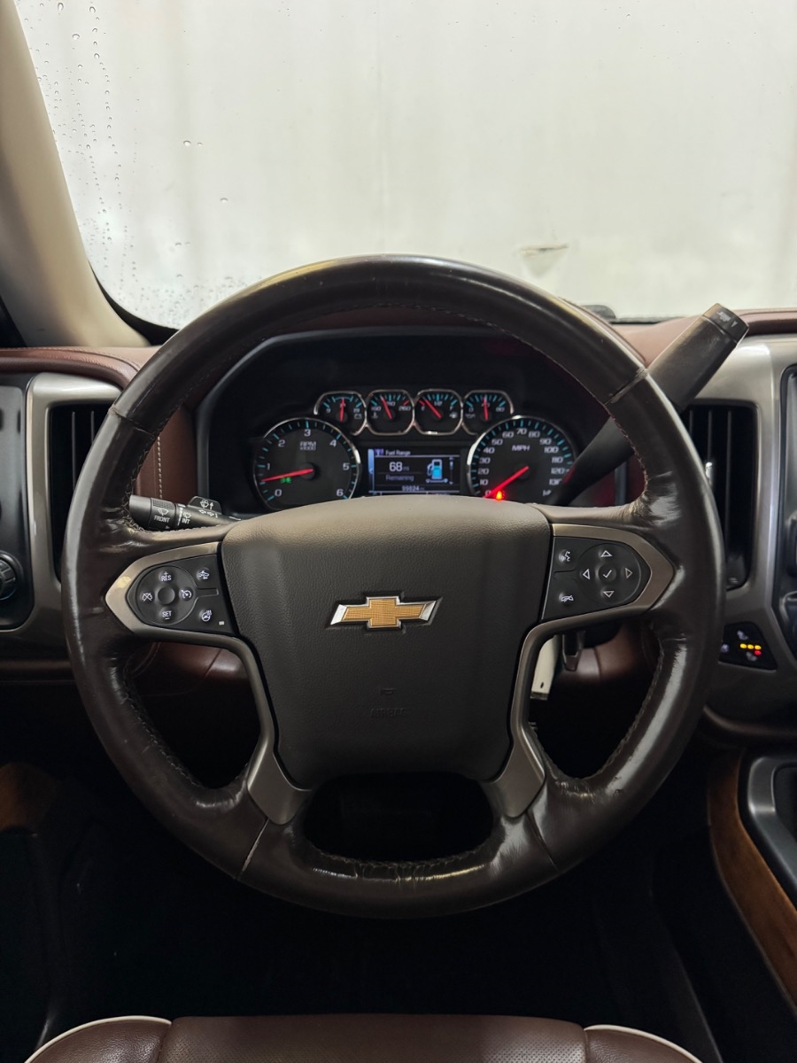 Chevrolet Silverado 1500 4WD Crew Cab 143.5" High Country 2018