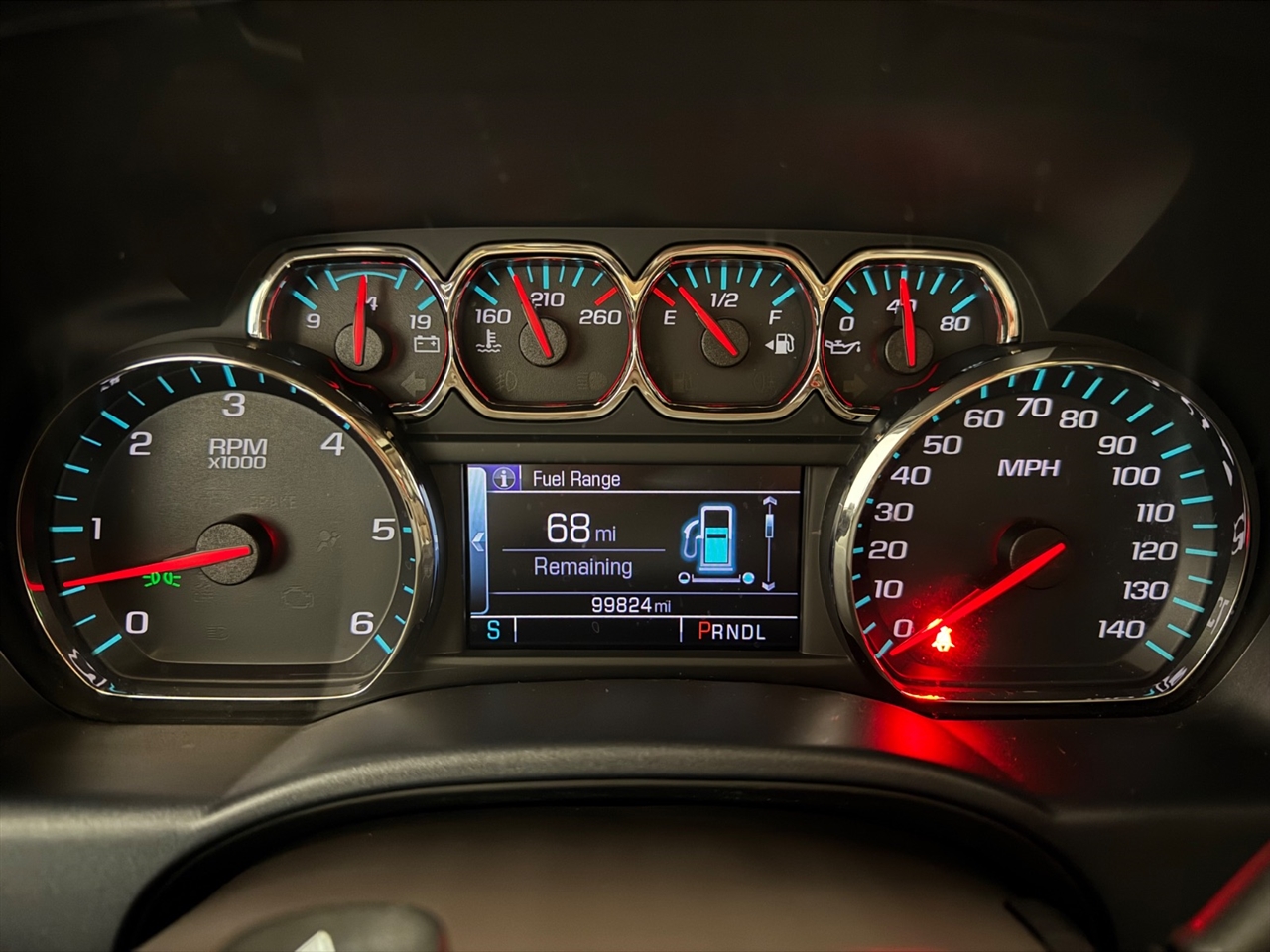 Chevrolet Silverado 1500 4WD Crew Cab 143.5" High Country 2018