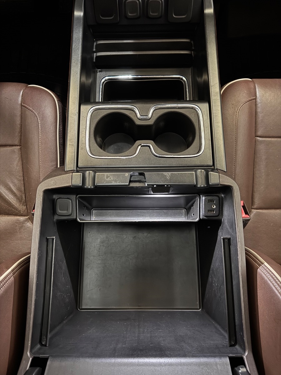 Chevrolet Silverado 1500 4WD Crew Cab 143.5" High Country 2018