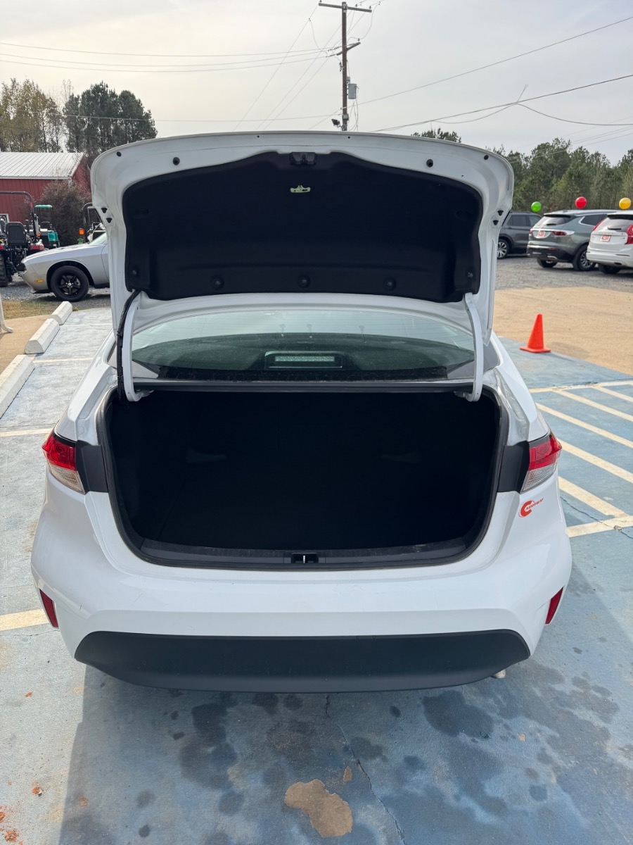 Toyota Corolla LE CVT (Natl) 2024