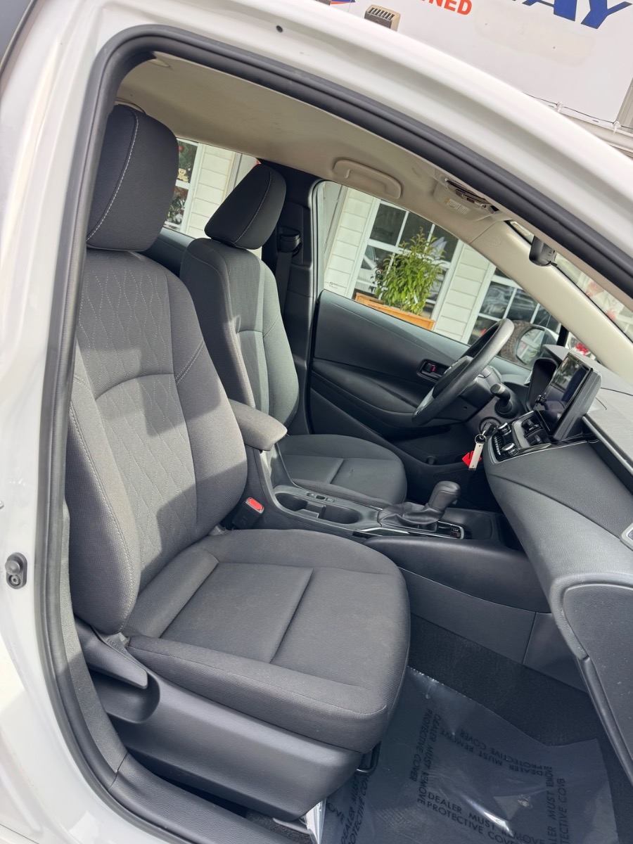 Toyota Corolla LE CVT (Natl) 2024