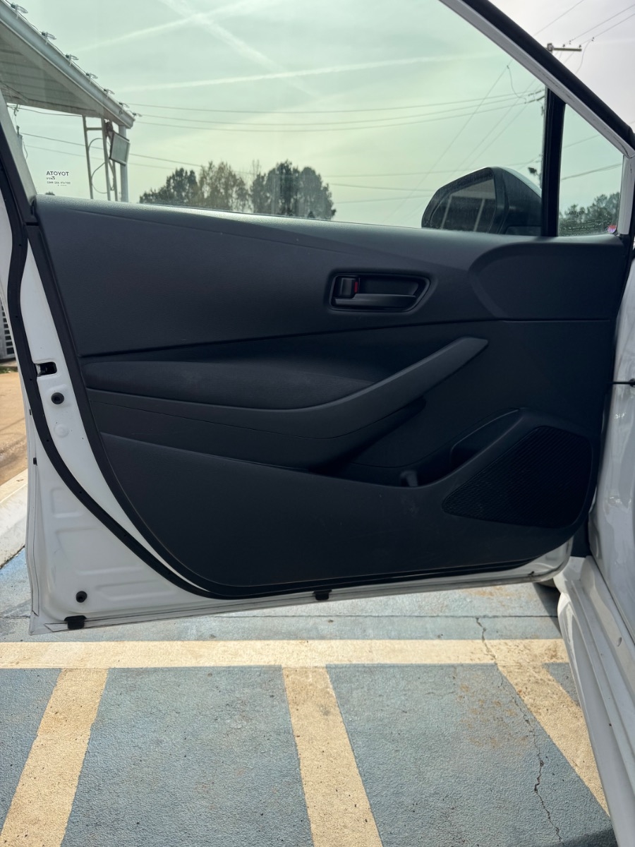 Toyota Corolla LE CVT (Natl) 2024