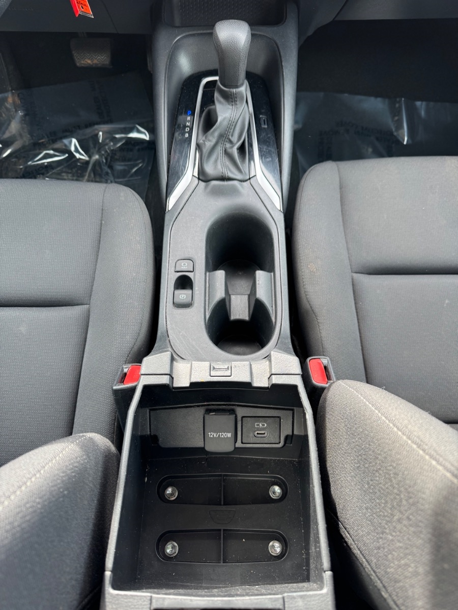 Toyota Corolla LE CVT (Natl) 2024