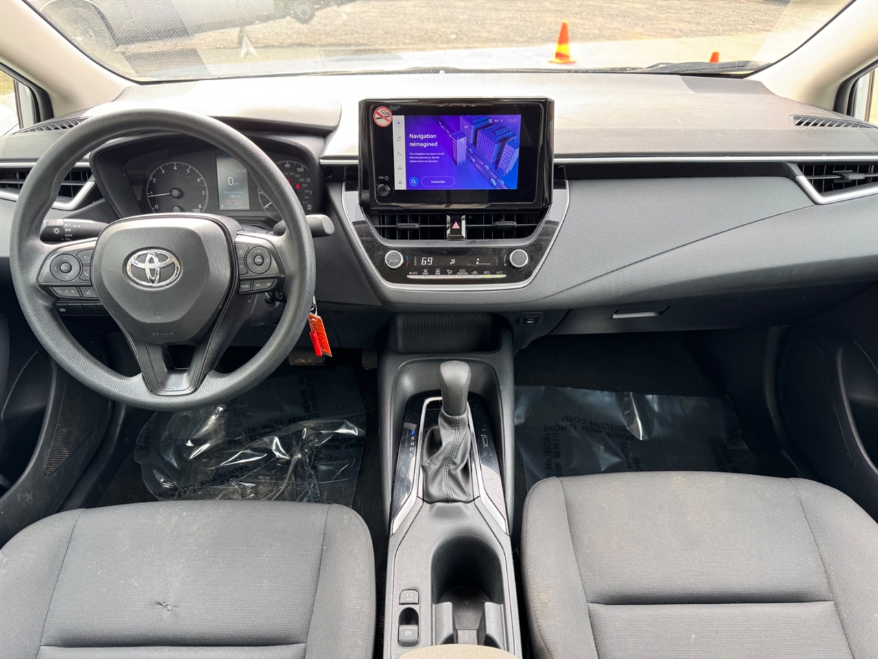 Toyota Corolla LE CVT (Natl) 2024