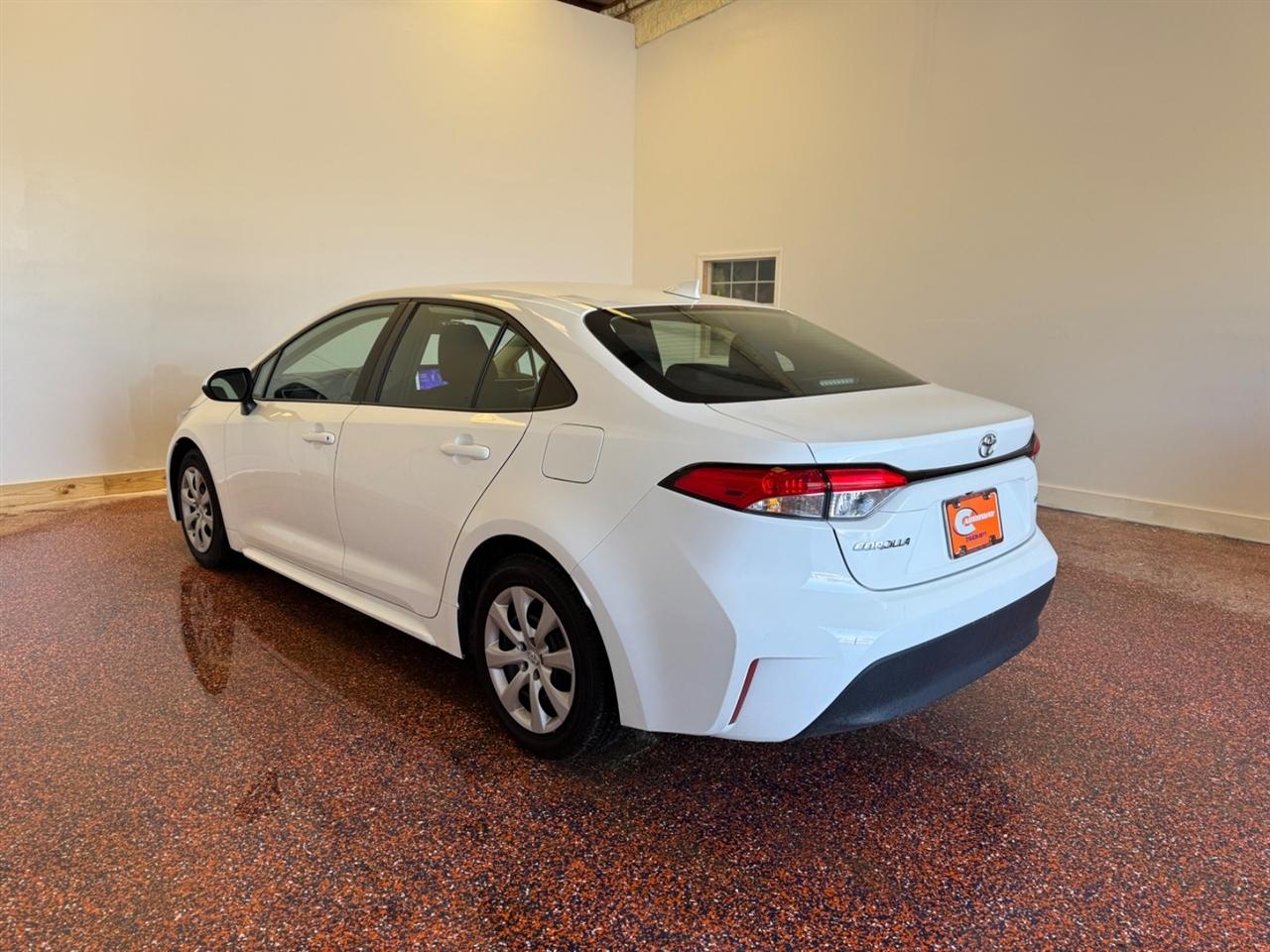 Toyota Corolla LE CVT (Natl) 2024