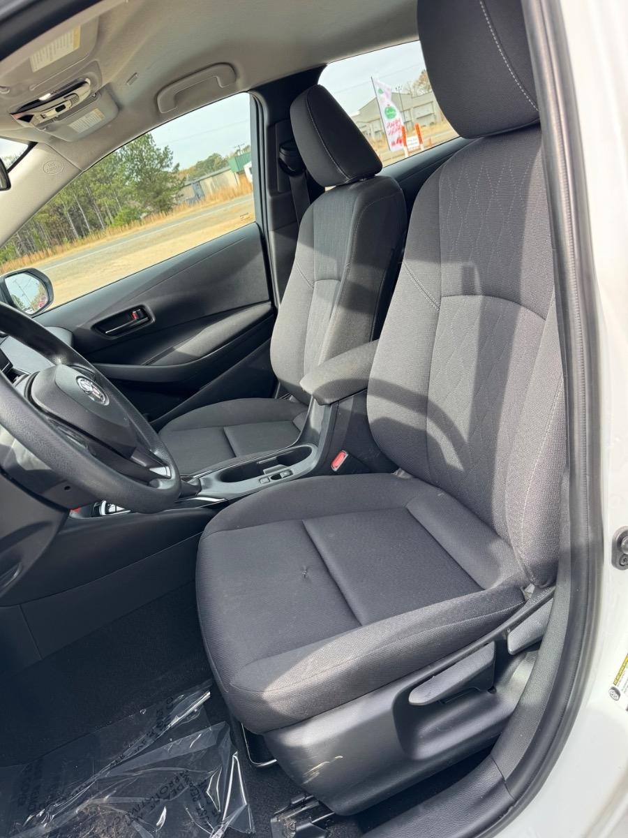 Toyota Corolla LE CVT (Natl) 2024