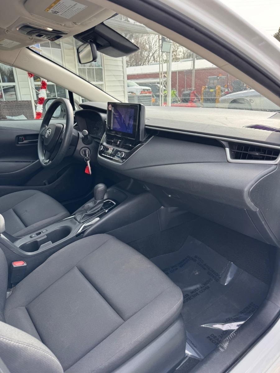 Toyota Corolla LE CVT (Natl) 2024