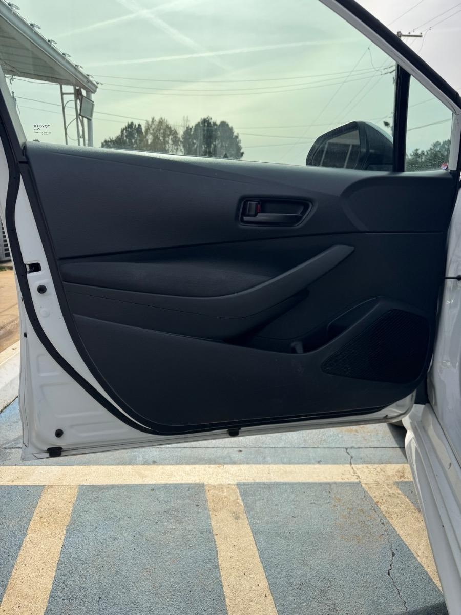 Toyota Corolla LE CVT (Natl) 2024