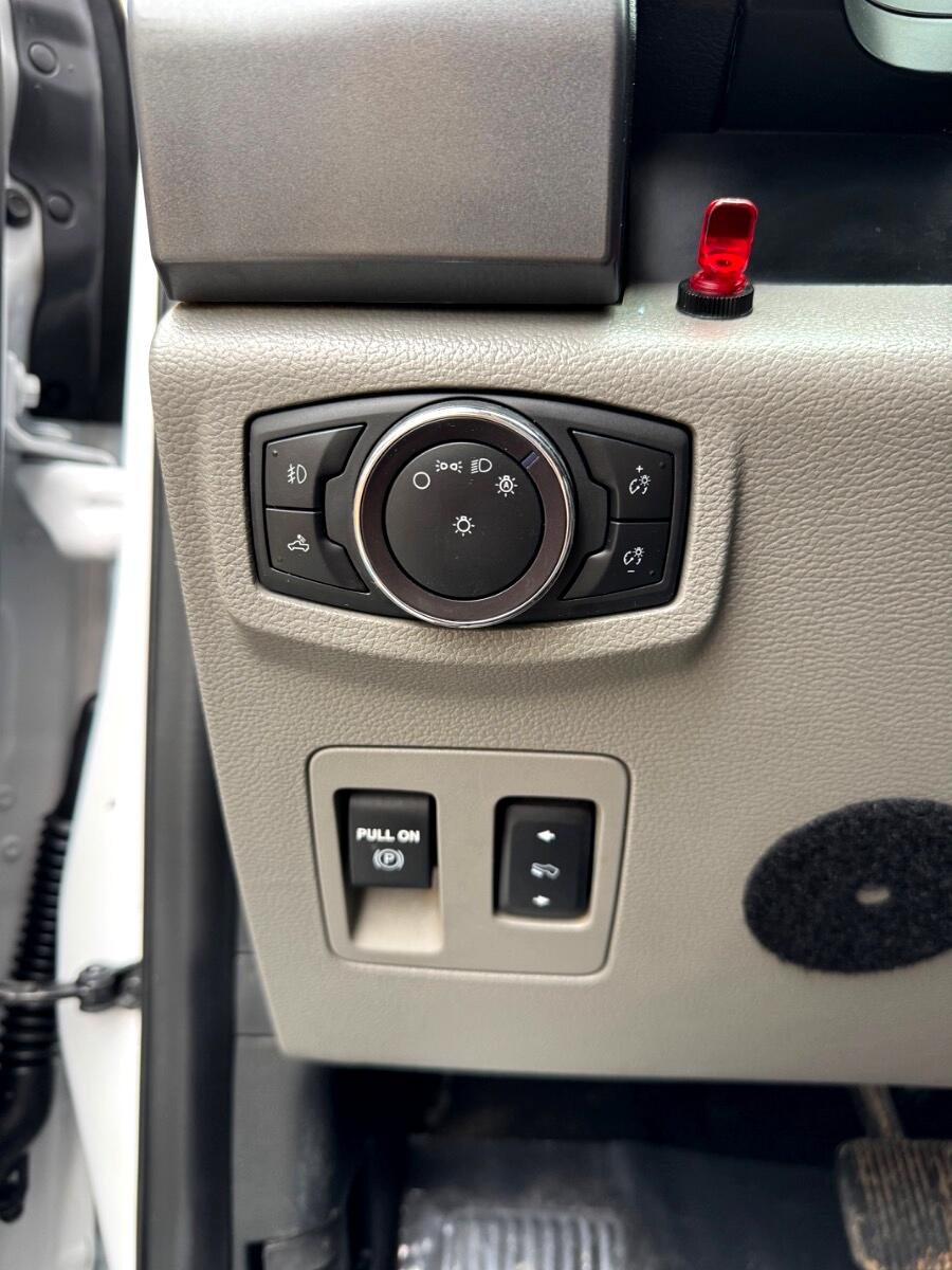 Ford F-150 XLT 2WD SuperCrew 5.5' Box 2020