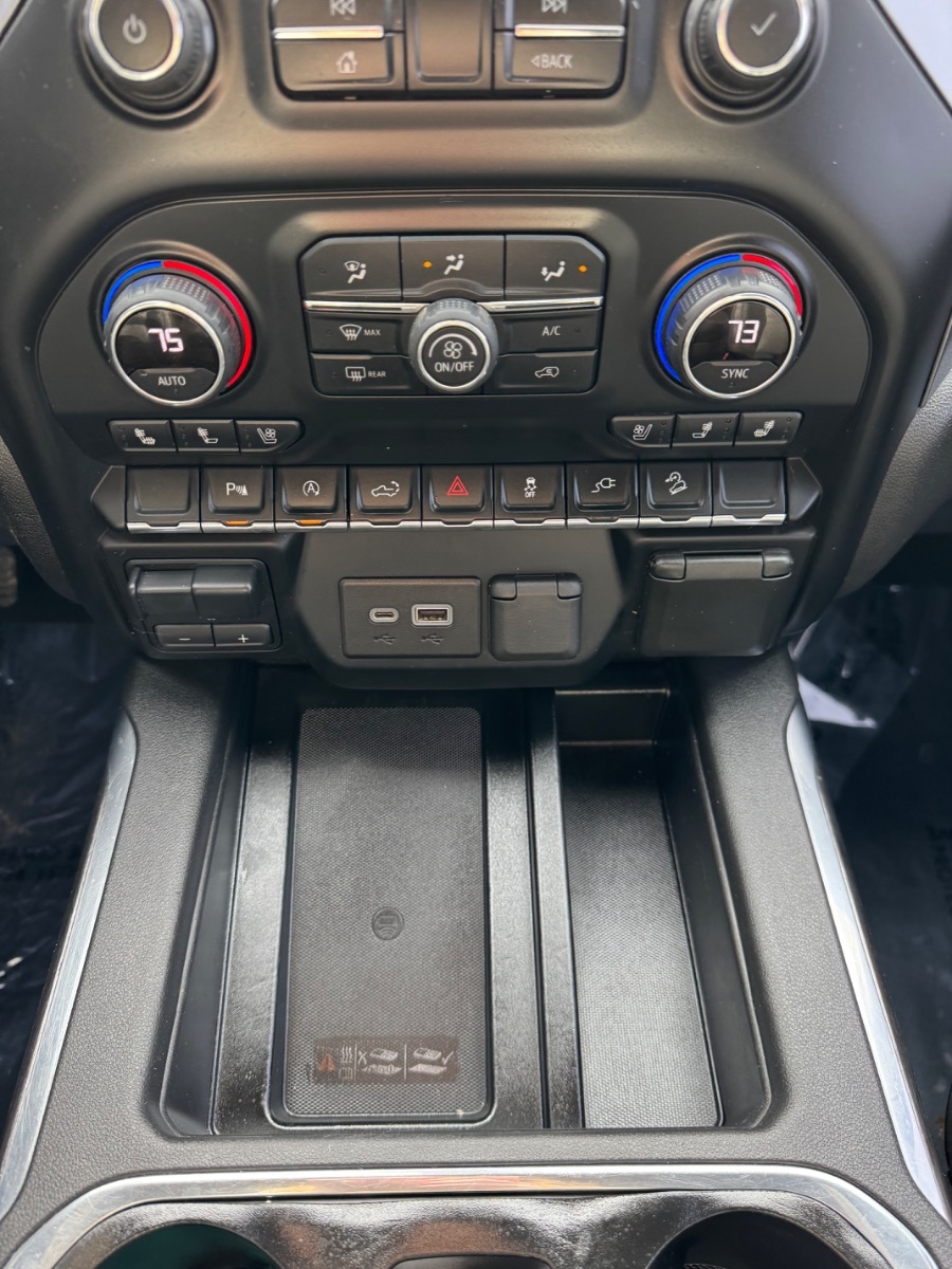 Chevrolet Silverado 1500 4WD Crew Cab 147" LTZ 2020