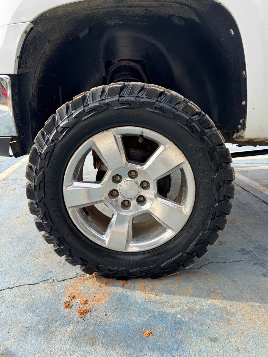 GMC Sierra 1500 4WD Crew Cab 143.5" SLE 2013