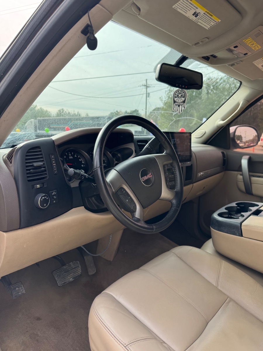 GMC Sierra 1500 4WD Crew Cab 143.5" SLE 2013