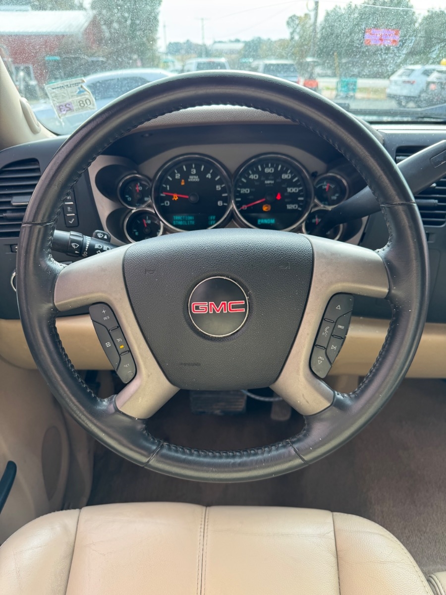 GMC Sierra 1500 4WD Crew Cab 143.5" SLE 2013