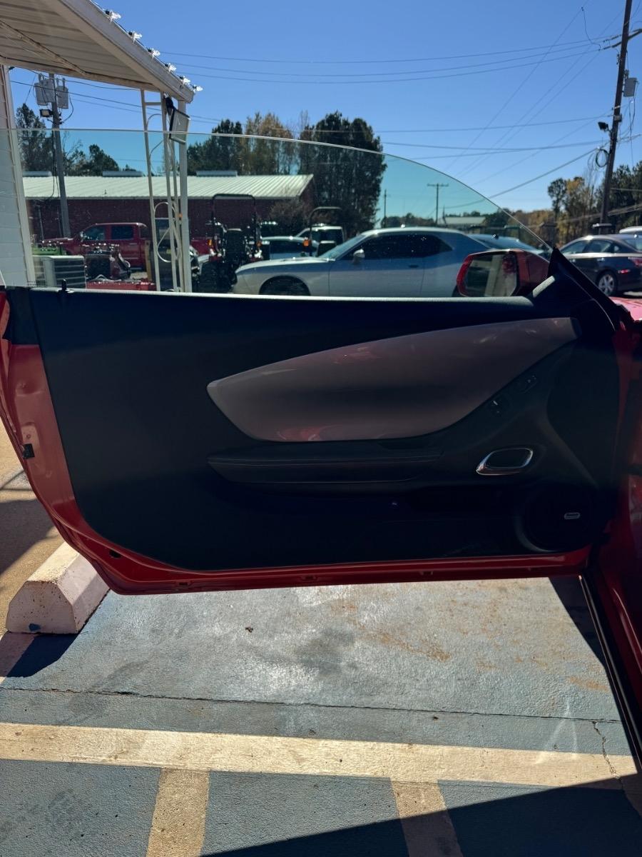 Chevrolet Camaro 2dr Cpe 2LT 2011