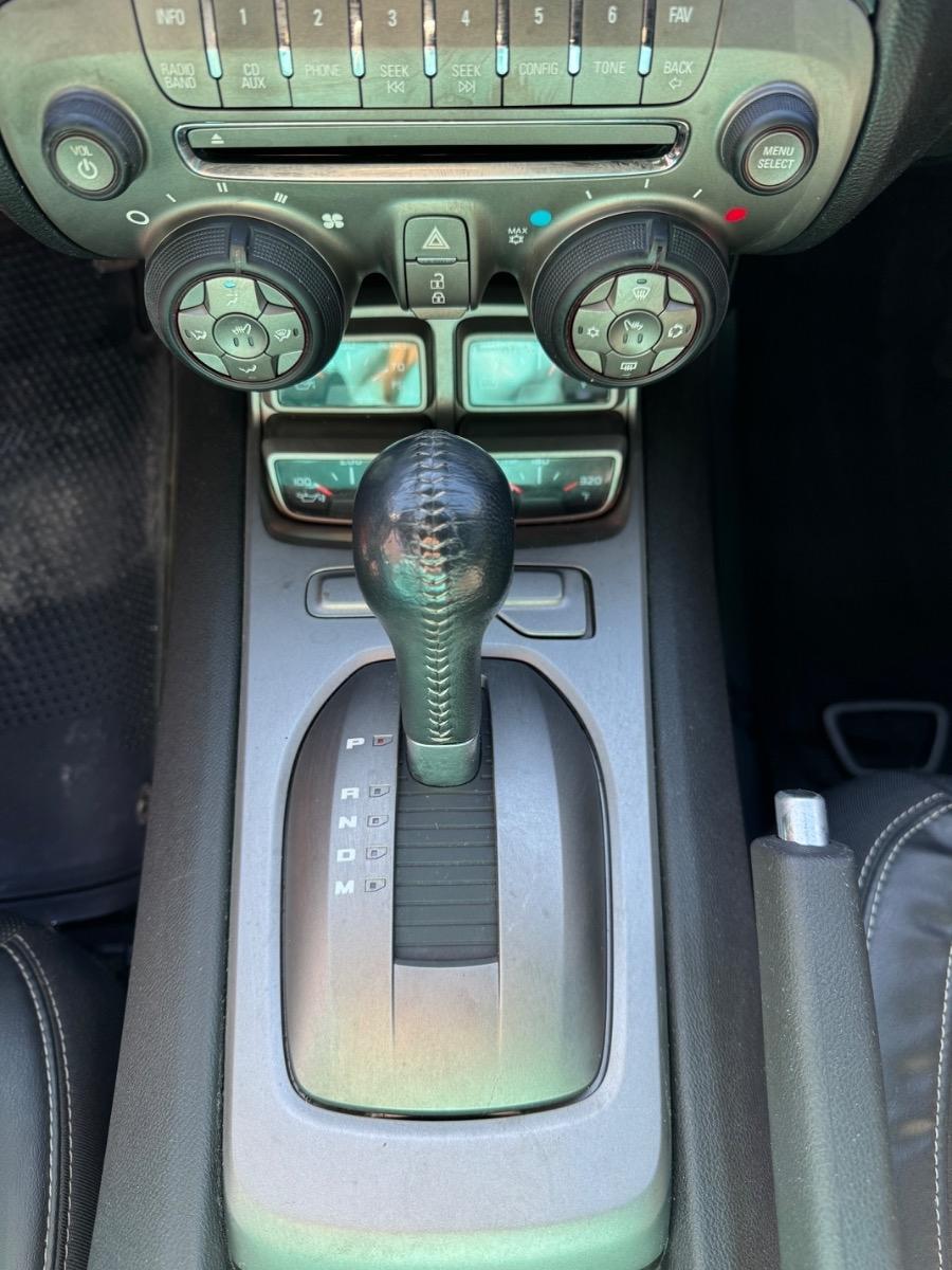 Chevrolet Camaro 2dr Cpe 2LT 2011