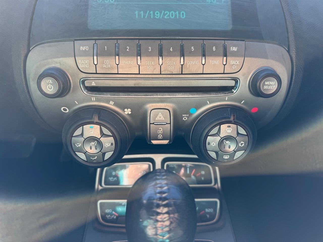 Chevrolet Camaro 2dr Cpe 2LT 2011