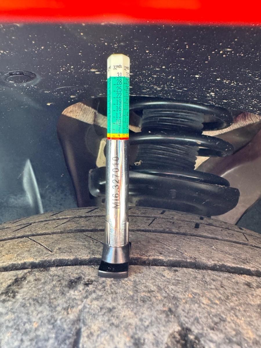 Chevrolet Camaro 2dr Cpe 2LT 2011