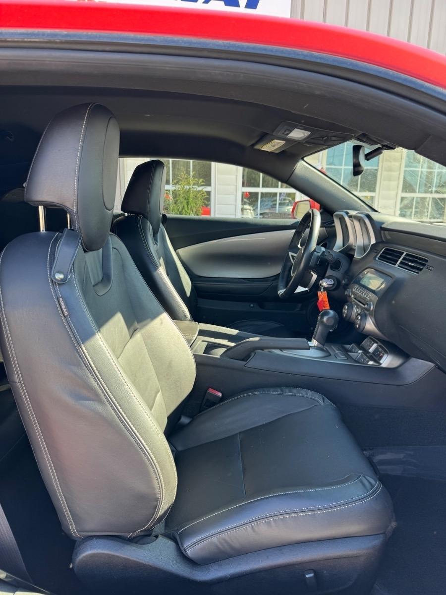 Chevrolet Camaro 2dr Cpe 2LT 2011