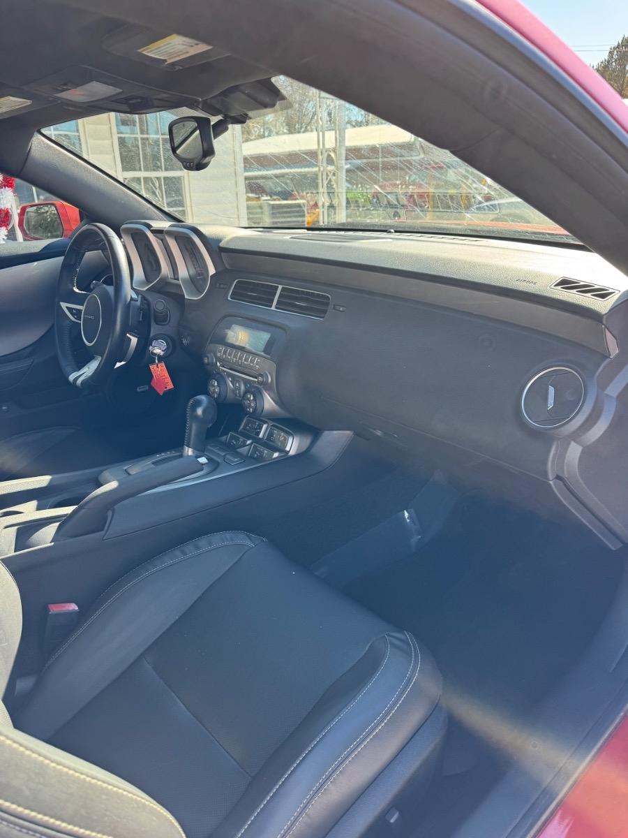 Chevrolet Camaro 2dr Cpe 2LT 2011