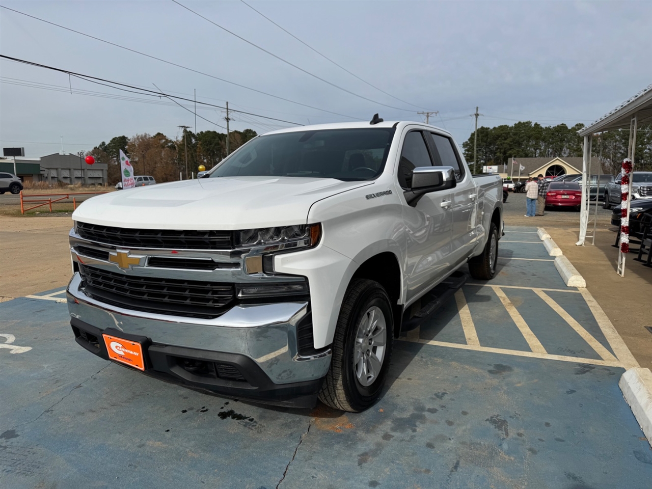 Chevrolet Silverado 1500 4WD Crew Cab 147" LT w/1LT 2020