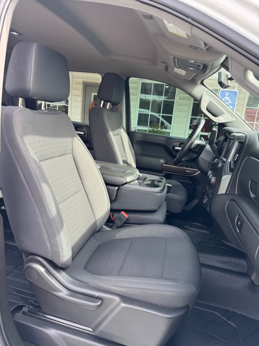 Chevrolet Silverado 1500 4WD Crew Cab 147" LT w/1LT 2020