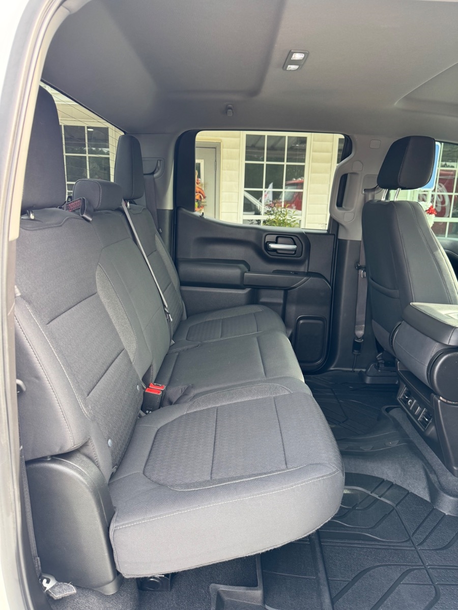 Chevrolet Silverado 1500 4WD Crew Cab 147" LT w/1LT 2020