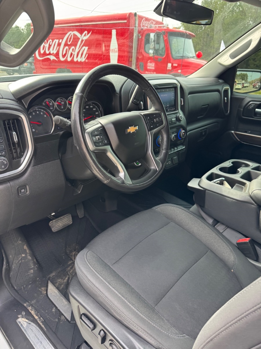 Chevrolet Silverado 1500 4WD Crew Cab 147" LT w/1LT 2020