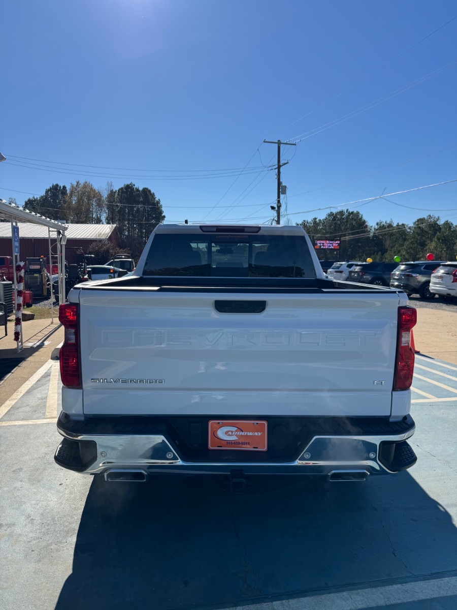Chevrolet Silverado 1500 4WD Crew Cab 147" LT w/1LT 2024