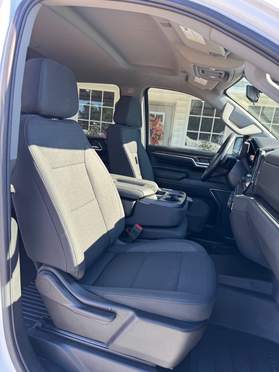 Chevrolet Silverado 1500 4WD Crew Cab 147" LT w/1LT 2024