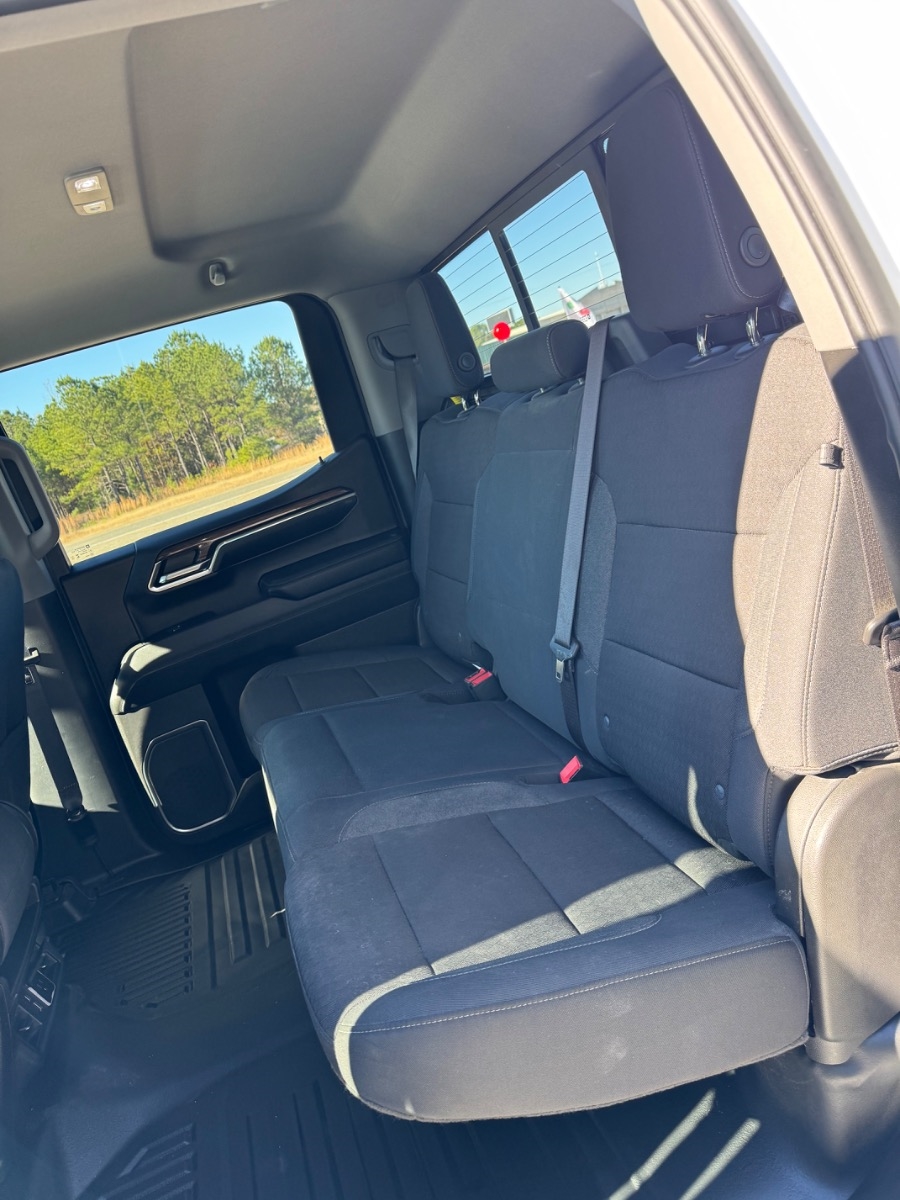 Chevrolet Silverado 1500 4WD Crew Cab 147" LT w/1LT 2024