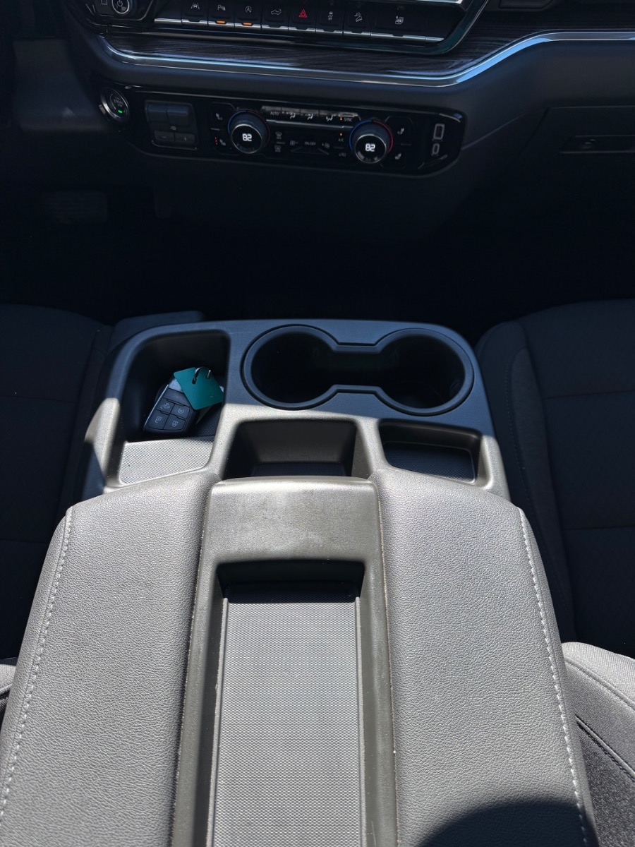 Chevrolet Silverado 1500 4WD Crew Cab 147" LT w/1LT 2024