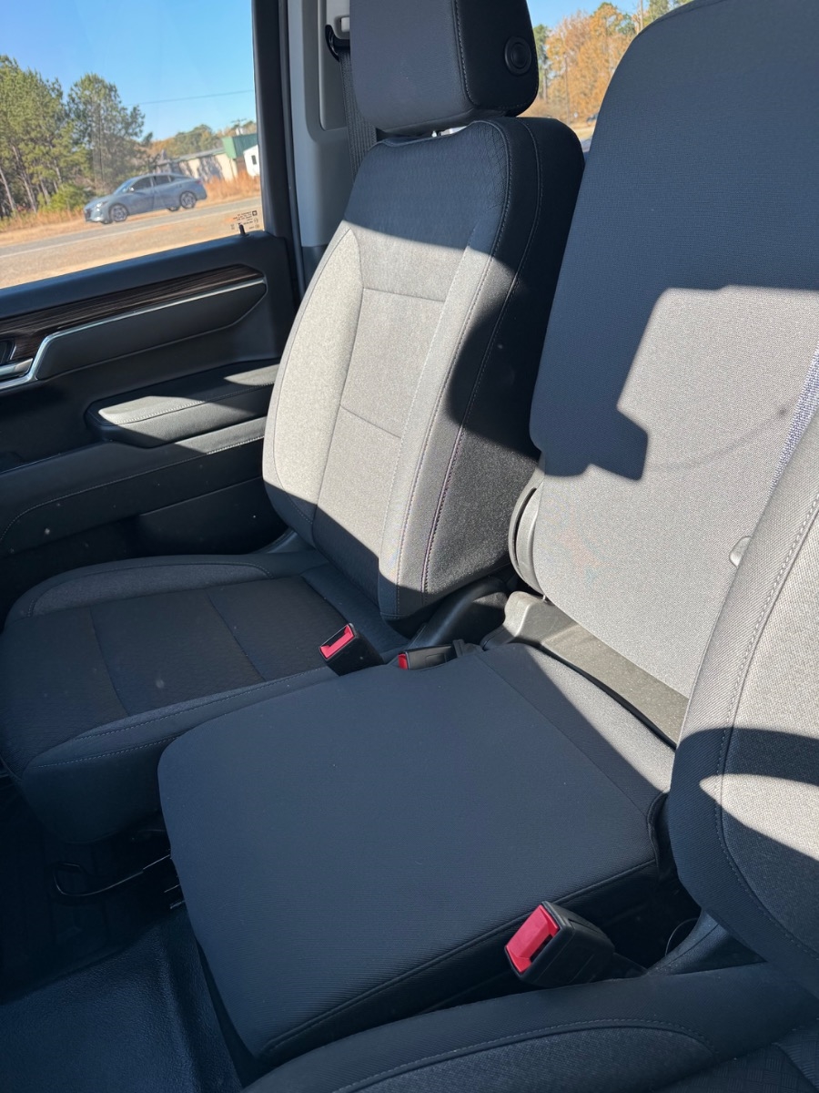 Chevrolet Silverado 1500 4WD Crew Cab 147" LT w/1LT 2024