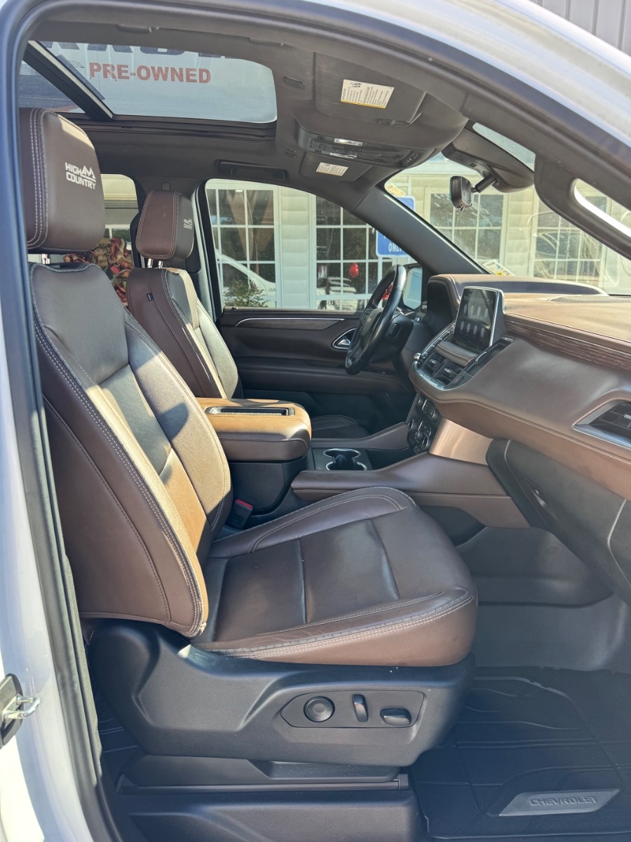 Chevrolet Tahoe 4WD 4dr High Country 2021