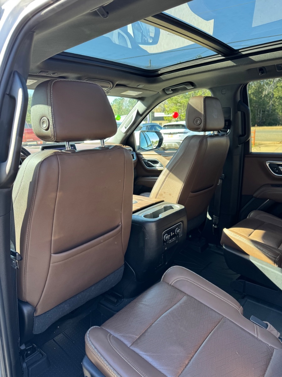 Chevrolet Tahoe 4WD 4dr High Country 2021