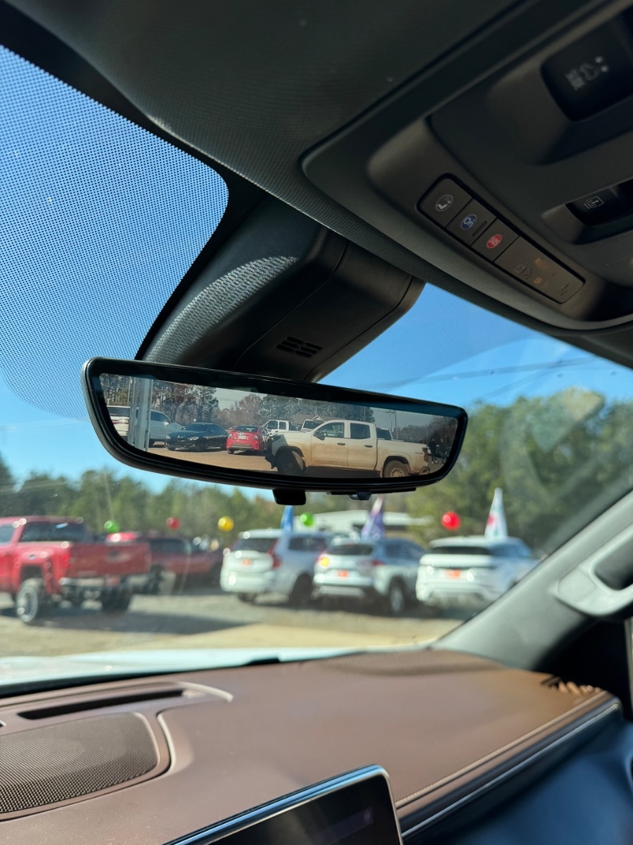 Chevrolet Tahoe 4WD 4dr High Country 2021