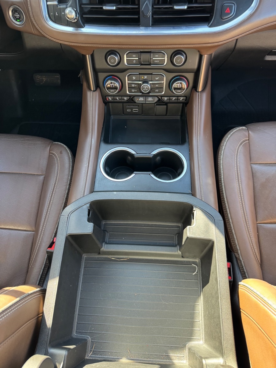 Chevrolet Tahoe 4WD 4dr High Country 2021