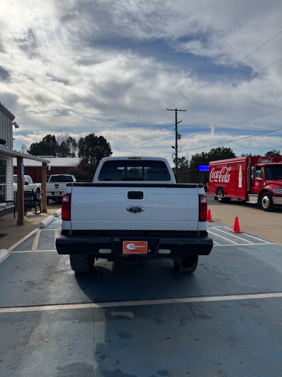 Ford Super Duty F-350 SRW 4WD Crew Cab 156" Lariat 2014