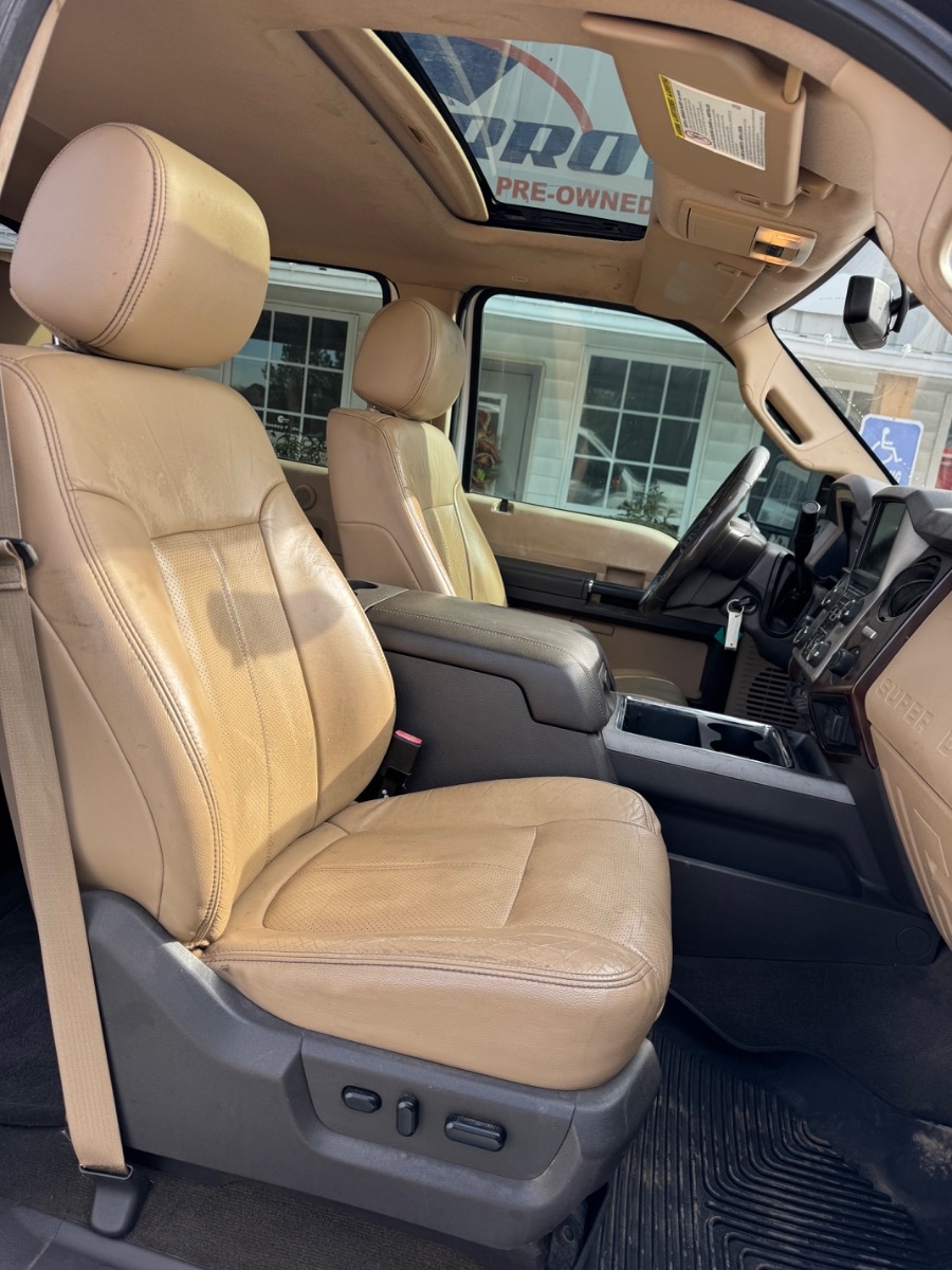 Ford Super Duty F-350 SRW 4WD Crew Cab 156" Lariat 2014