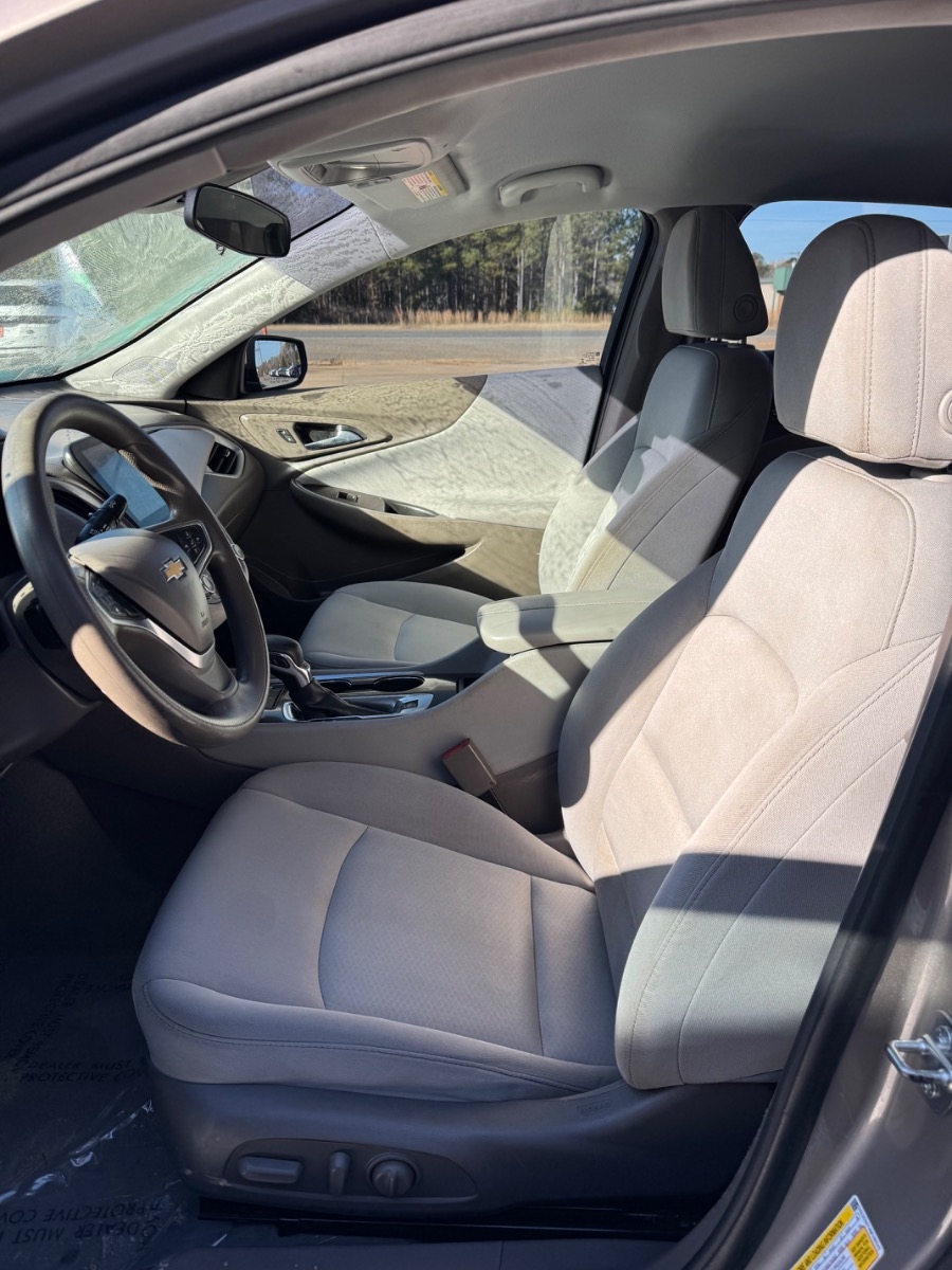 Chevrolet Malibu 4dr Sdn LT 2022