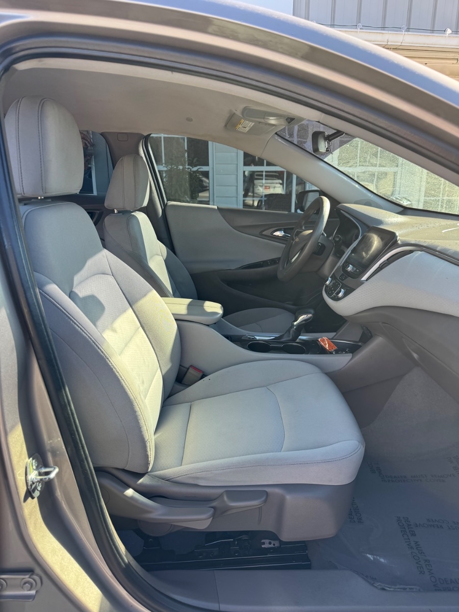 Chevrolet Malibu 4dr Sdn LT 2022