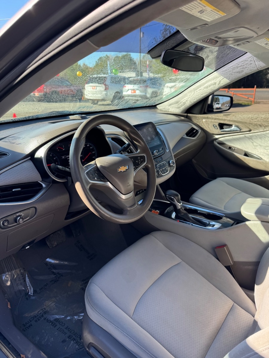 Chevrolet Malibu 4dr Sdn LT 2022