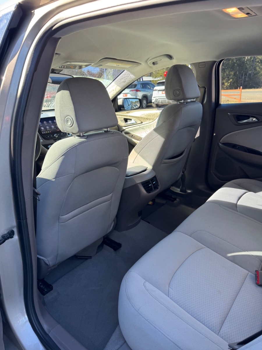 Chevrolet Malibu 4dr Sdn LT 2022