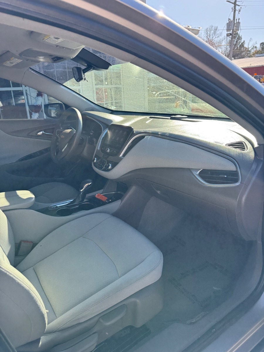 Chevrolet Malibu 4dr Sdn LT 2022