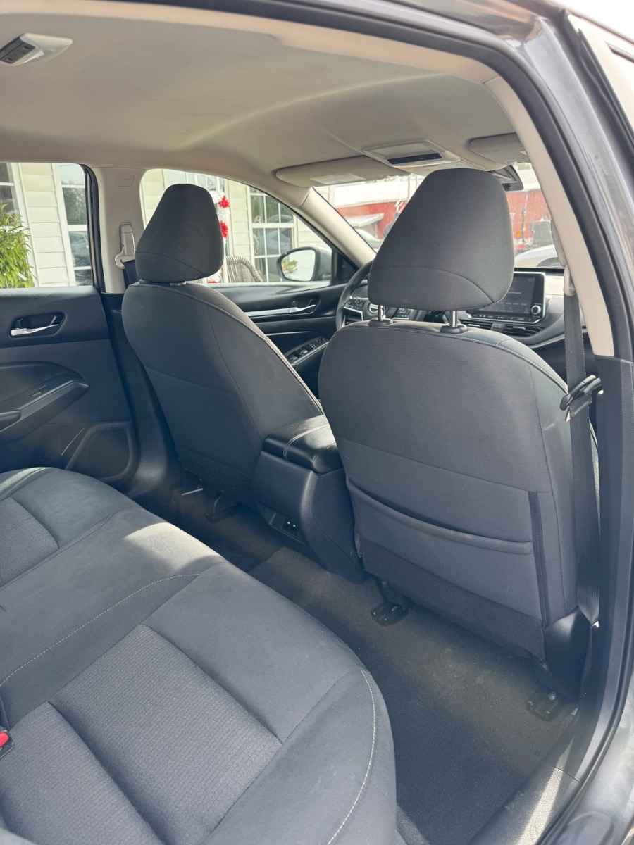 Nissan Altima 2.5 SV Sedan 2022