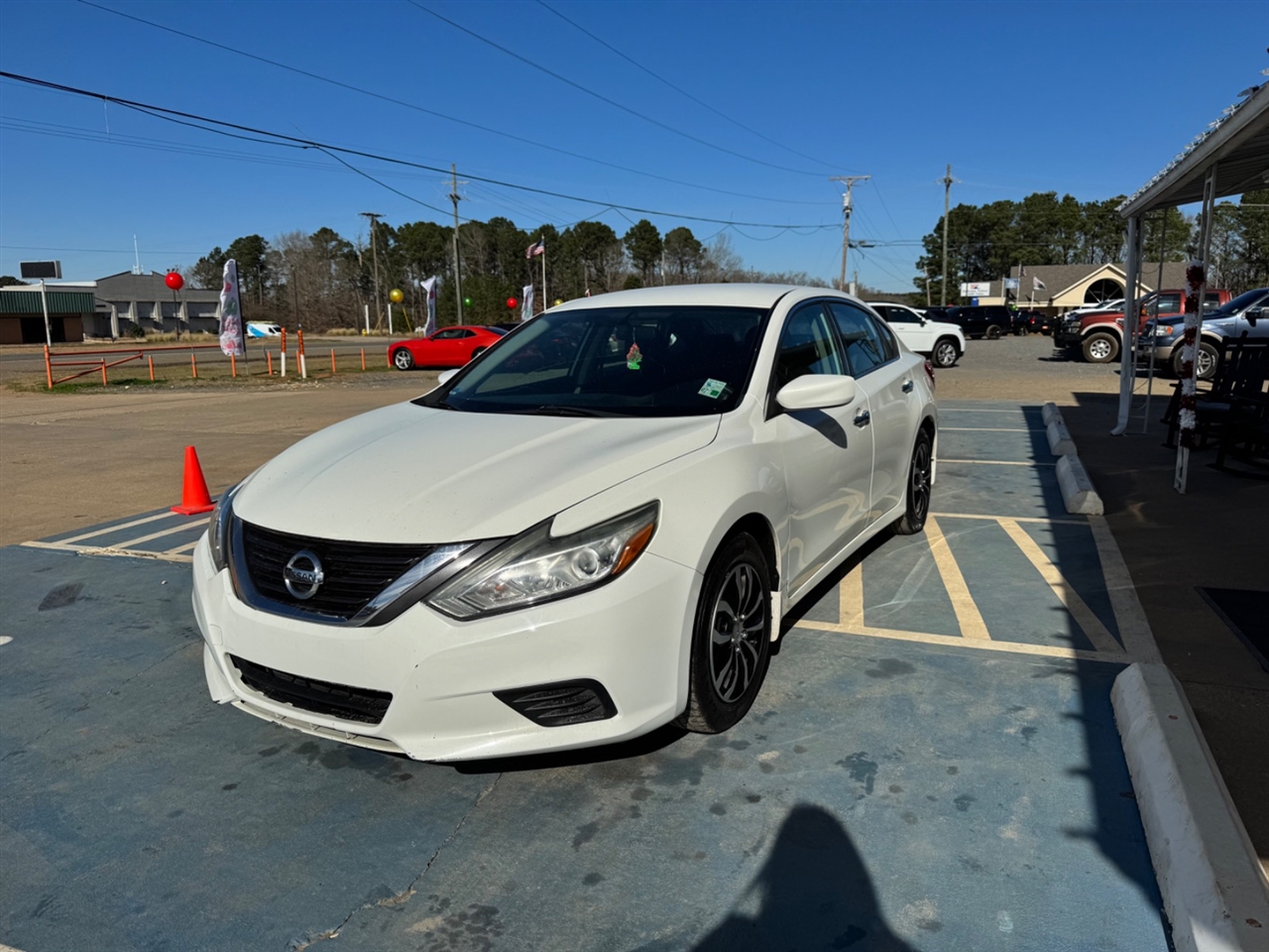 Nissan Altima 4dr Sdn I4 2.5 S 2016